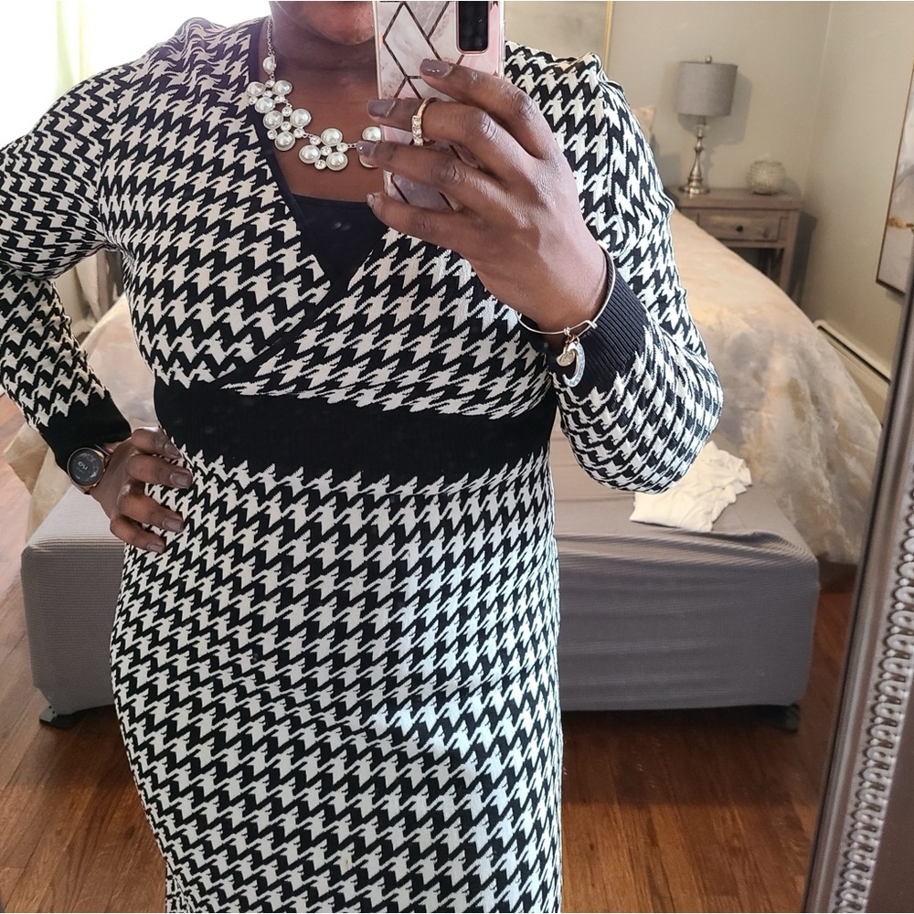 Women’s XL black and white dress